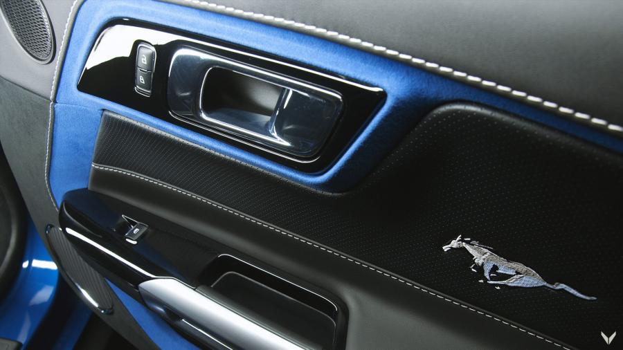 Детали интерьера Ford Mustang GT Convertible by Vilner 2018 года  (фото 16 из 17)